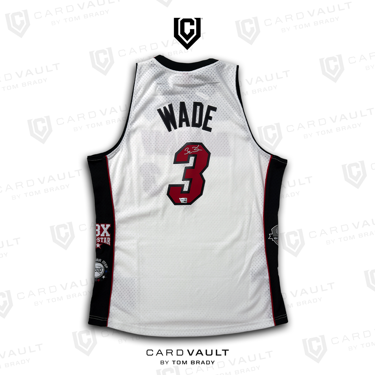 NBA HOF Swingman Dwyane Wade White Signed Jersey (Fanatics COA)